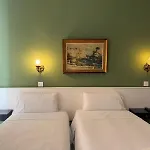 Nou Roser L' Escala