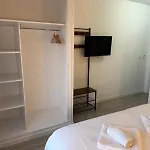 Nou Roser فندق L' Escala