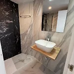 Nou Roser L' Escala
