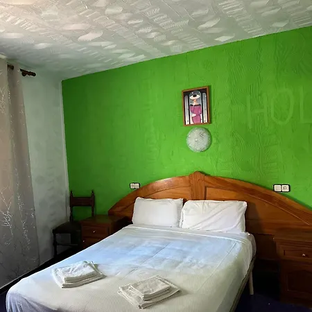 Nou Roser L' Escala