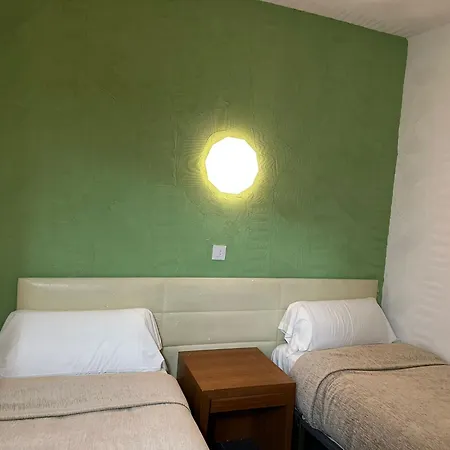 Nou Roser L' Escala