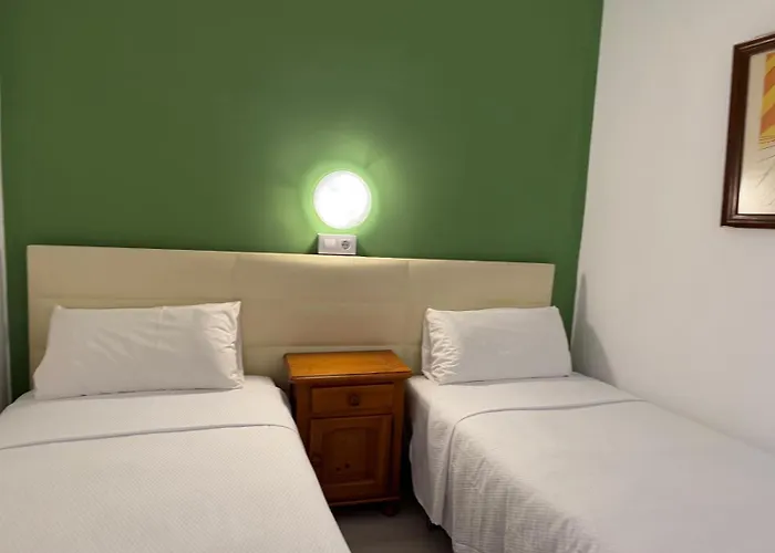 Nou Roser * L' Escala
