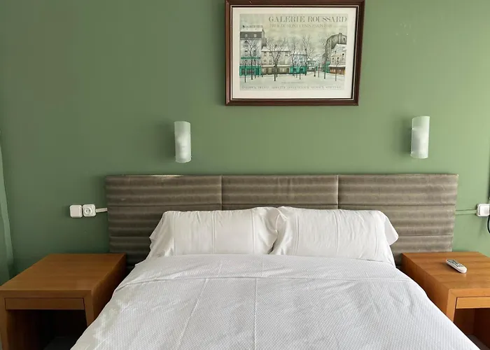 Nou Roser Hotel