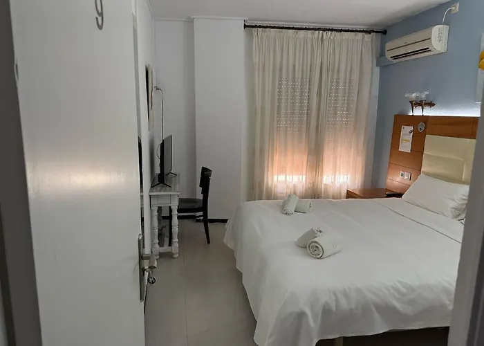 Nou Roser L' Escala