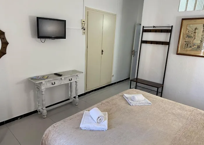 Hotel Nou Roser *