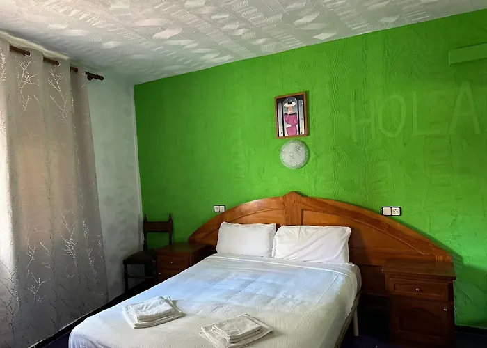 Nou Roser L' Escala