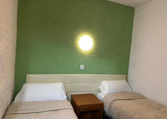 Nou Roser L' Escala