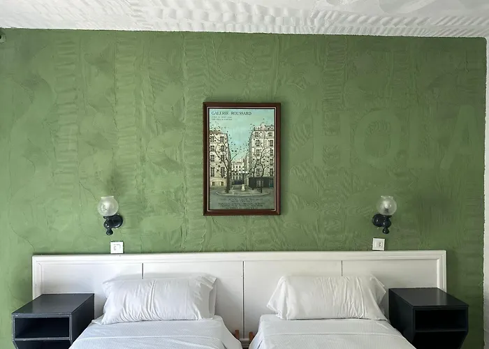 Nou Roser L' Escala