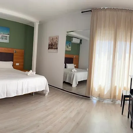 Nou Roser * L' Escala