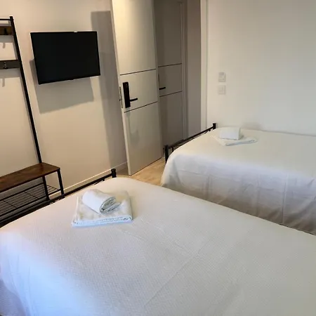 Nou Roser L' Escala