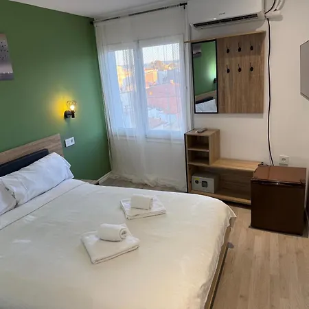 فندق Nou Roser L' Escala