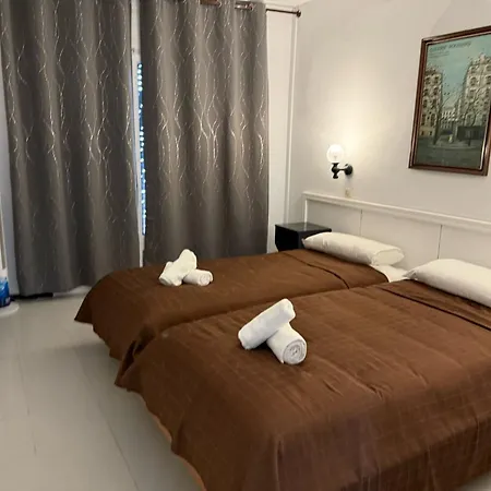 Nou Roser Hotell L' Escala