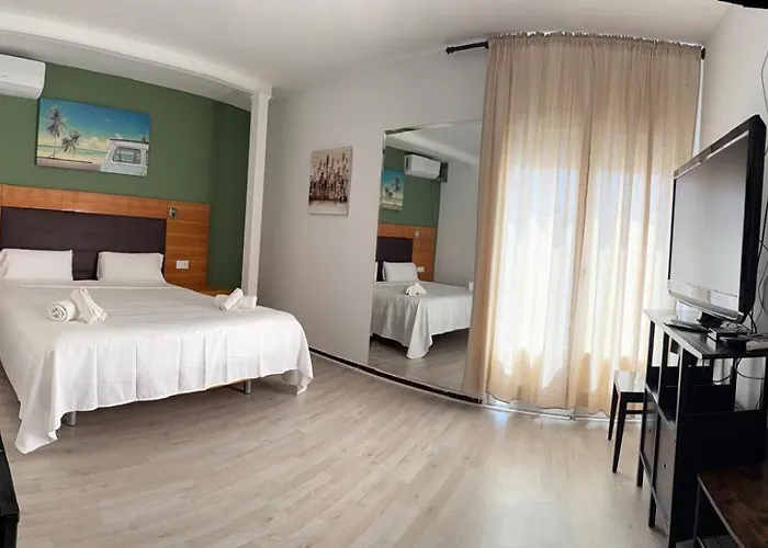 Nou Roser * L' Escala