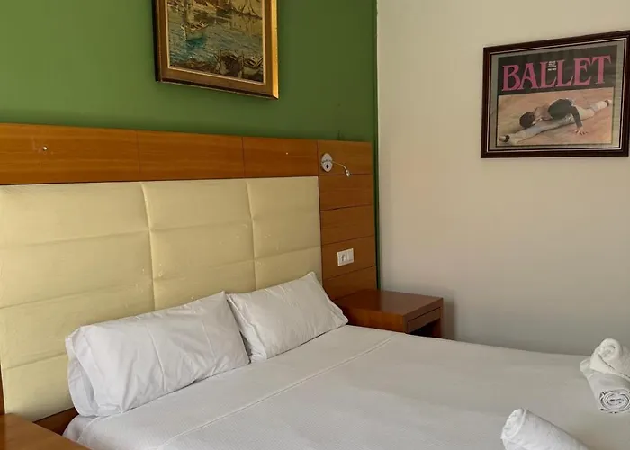 Nou Roser Hotell L' Escala