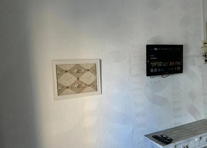 Nou Roser * L' Escala